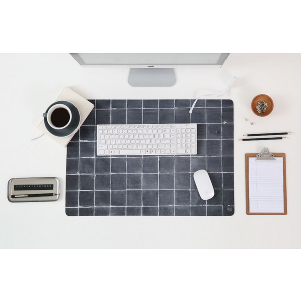 Multi Pad - Black Tile